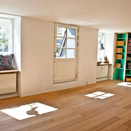 Capsule - Auberge de jeunesse