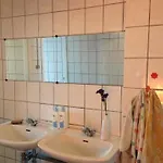 Hostel Capsule - *