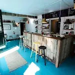 Hostel Capsule - *
